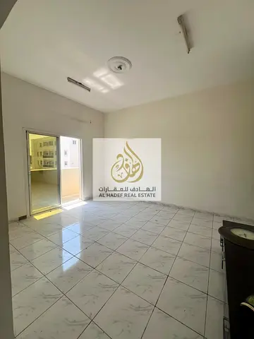 🏡 شقتك المثالية في الروضة 2 – عجمان | غرفتين وصالة بـ 36,000 درهم! 🔑