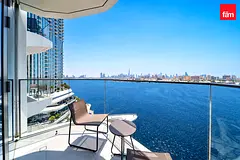 Burj Khalifa And Sea Views | Near Park | Spacious