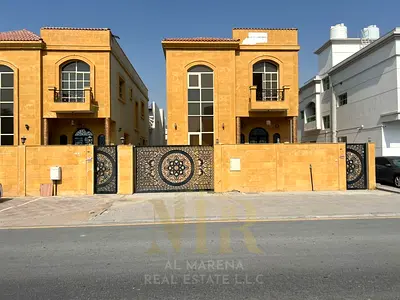 عرض قوي لفيلا شارع وسكه | بسعر يشمل رسوم الكهرباء والمياه والمكيفات ~ بجانب الخدمات مباشره