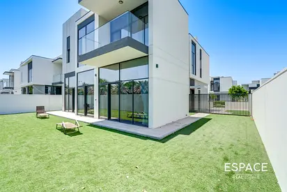 Best Price | Vastu | Single-Row | Next to Park