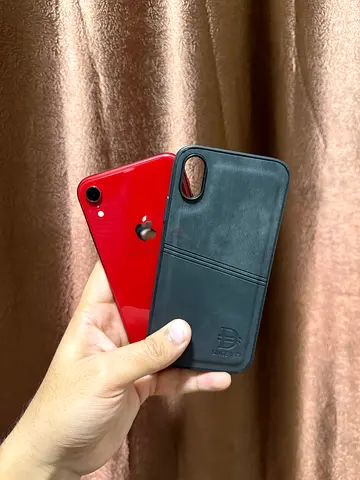 iPhone XR 64GB Red