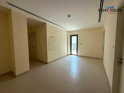 Corner Unit | Landscaped garden | Ready to move