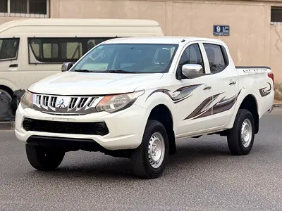 Mitsubishi L200 2016 4WD GCC Specs in Excellent Condition