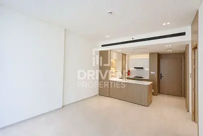 Vacant | Brand New | High Floor | Skyline View