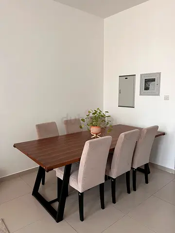 Dining table for sale