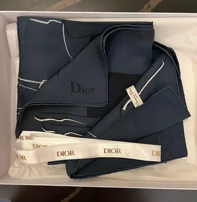DIOR silk 90 Square Scarf