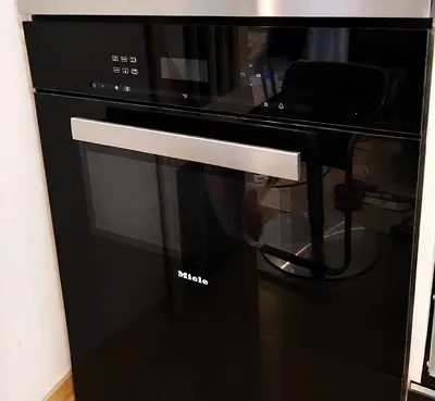 Miele latest model built-in steam oven 60cm DGM-6401