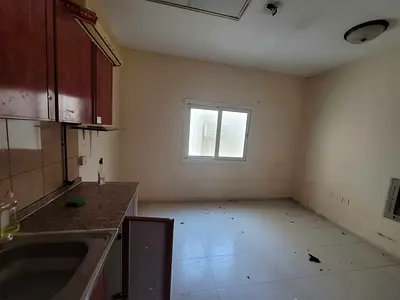 READY TO MOVE STUDIO APARTMENT NEAR TO CORNISHE AND PARK