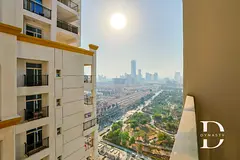 Spacious & Bright|Furnished|Avail from 20 Dec 2026