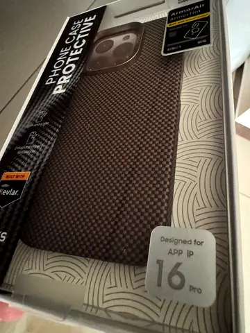 Benks Kevlar - Armor Air (Dawn Light Gold) for iPhone 16 Pro (New in Box)