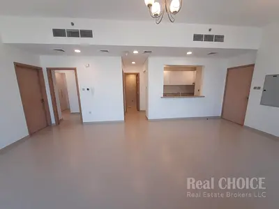 High floor burj & sea view | 2bhk | Mankhool