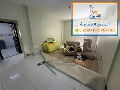 مساحه كبيره _موقع مميز _طابق ارضي _مساحه كبيره _تكييف اسبليت _سكن عائلات-صيانه علي المالك _تسهيلات في الدفع