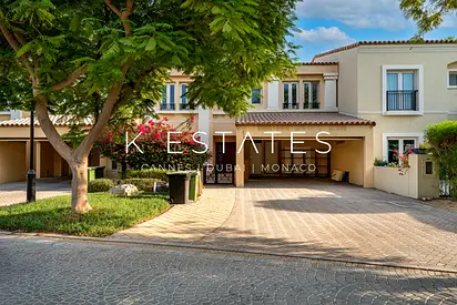 Upgraded | Spacious Layout | Vacant | Near Park