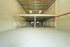 Clean Compound | 19 kW | Logistics and Storage