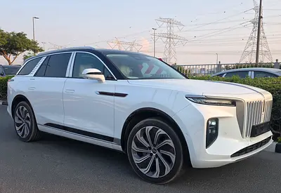 Hongqi E-HS9 EV 2025 ZERO KM