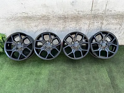 4x 2025 Original Jeep Rubicon 17inch Rims