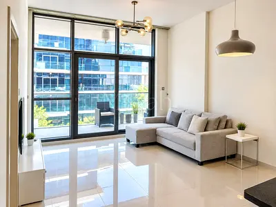 SPACIOUS LAYOUT | SEMI-FURNISHED | WELL-MAINTAINED