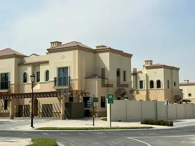 2 Bedroom Town House | Single Row | Brand New