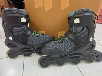 Roller skates - deichman