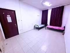 HALL ROOM / WITH BILLS / READY TO MOVE / ENGLAND CLUSTER