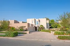 Park View | Private Garden | Maids | Available Jan
