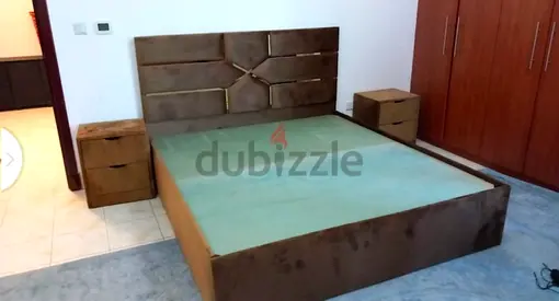 Queen Bed Frame Available Size 150*190Cm