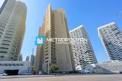 Partial Canal View | High Floor | 1 BR w/ Balcony