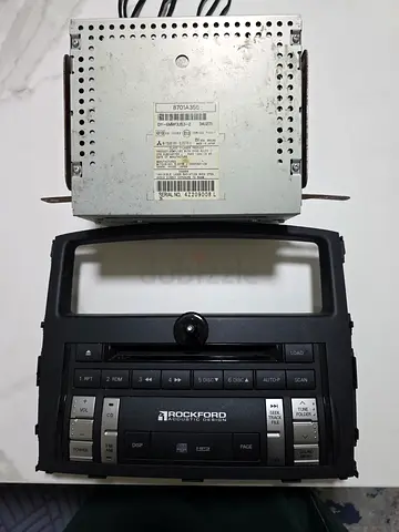Mitsubishi Pajero 2015 Original Rockford Fosgate Audio System – For Sale