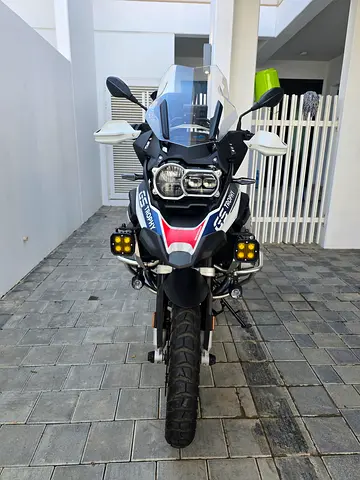 GS1250 Trophy Edition