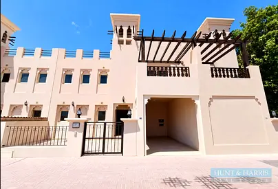 Spacious 3 Bedroom Townhouse For Sale in Al Hamra Village