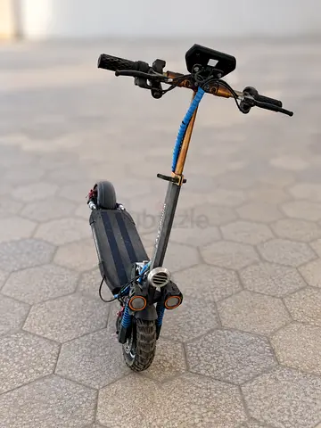 Electric scooter