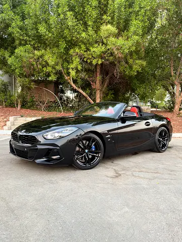 BMW Z4 sDrive30i M Sport - 5 Years Warranty - 5 Years Free Service - GCC Specs
