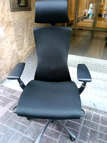 Herman Miller Embody Ergonomic chair + Atlas Headrest - Excellent Condition