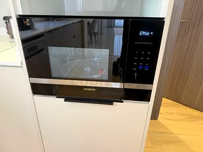 Siemens New Model Built in Microwave
