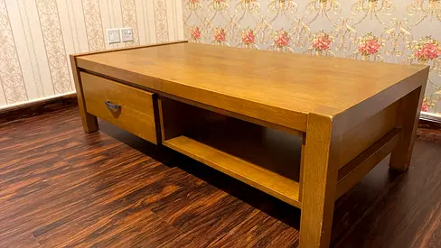 Urgent selling home Center table