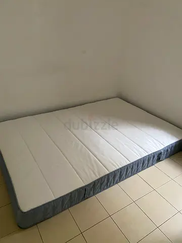 IKEA VESTMARKA king size mattress
