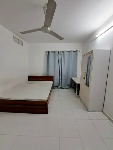 Sharing Room Available – Working Couple / Working Ladies Only