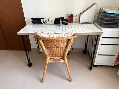 Compact wheeled study desk with two sets of legs— used, good condition
