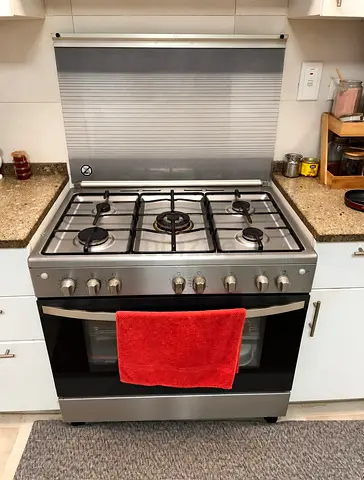 Farigidare 90cm full Gas Cooker