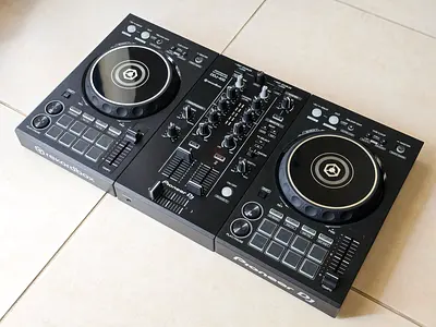 Pioneer DJ DDJ-400 | 2-Channel DJ Controller | Like New