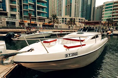 33FT Tourist Mini Yacht / Fishing Boat – Twin Yamaha 225 – Dubai Marina