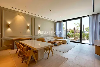 Canal View | Townhouse Feel | Voluminous