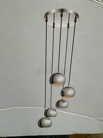 Modern multi-pendant ceiling light with 5 glass globes