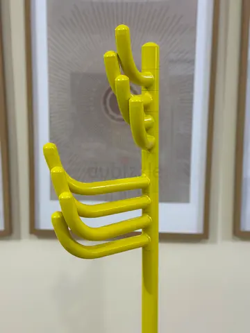 IKEA BONDSKÄRET Coat Stand – Almost New  Modern, sturdy coat hanger with 8 hooks, perfect for jacket