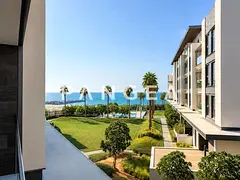 Upgraded | Beach Access | 5 Star Amenities
