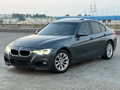 BMW 320i 2018 V4 imported full option super clean car will maintain