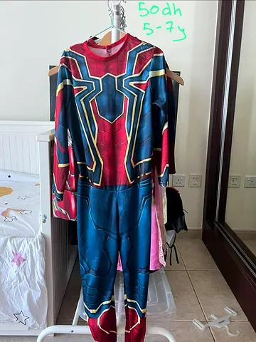 Kids Spider-Man Costume (approx. 5-7 years) - Good Condition