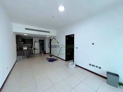 SZR and Lake View | High Floor | Bright Layout