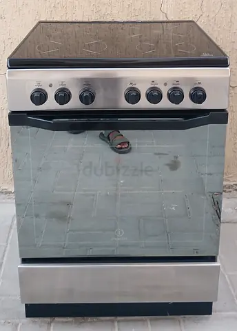 Indesit Electric cooker and oven perfect working condition