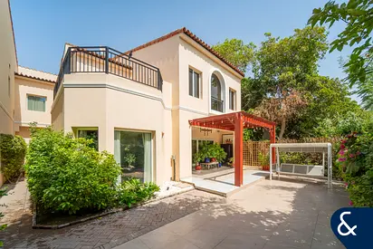 Exclusive | Exceptional condition | Corner
